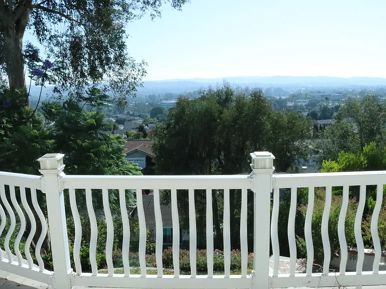 26524 Avenida Veronica — Photo 5