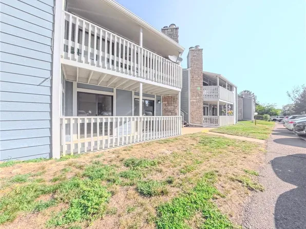 8335 Fairmount Drive Bldg 4 #102, Denver, CO 80247