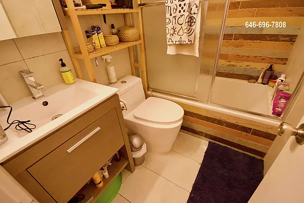 Rented by Meller Maayan S | media 14