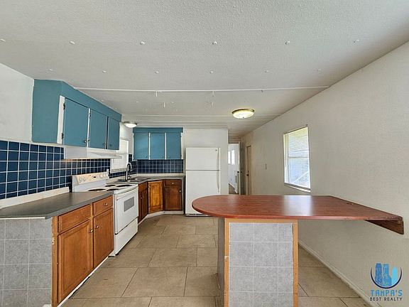 5th image of 503 Longfellow Blvd APT 5