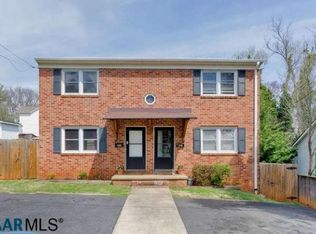 1105 Montrose Ave, Charlottesville, VA 22902