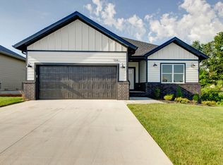 1314 W Jovie St, Ozark, MO 65721