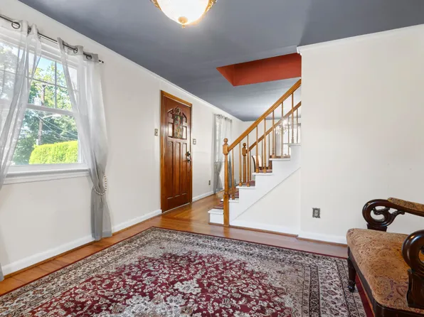 692 Passaic Avenue image 17 of 38