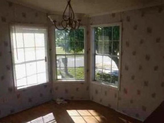 5th image of 4694 Sandpiper Dr