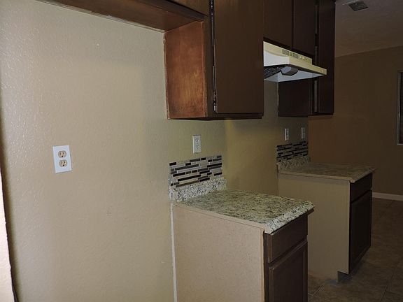 2nd image of 16064 Calandria Way