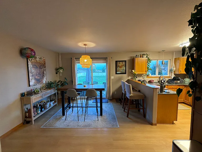 743 Sitka St — Photo 6