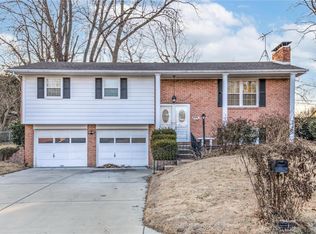3829 Tanbark Dr, Swansea, IL