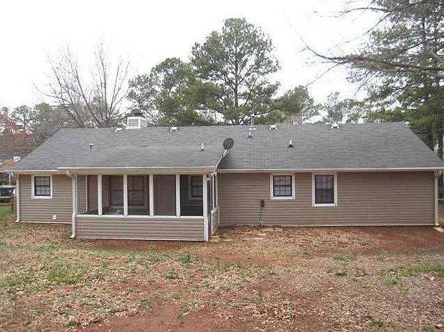 1st image of 385 Kingsport Dr