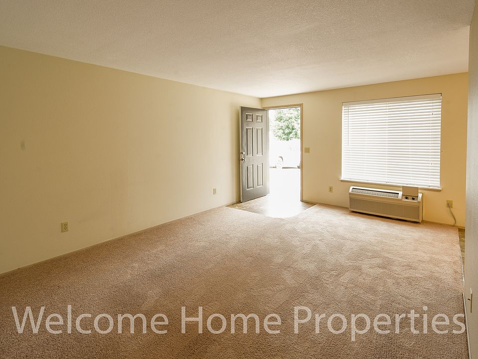 1st image of 101 Kenwood St APT 111