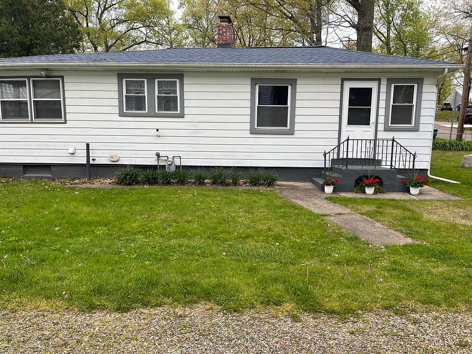 1st image of 256 Saint Marys Lake Rd