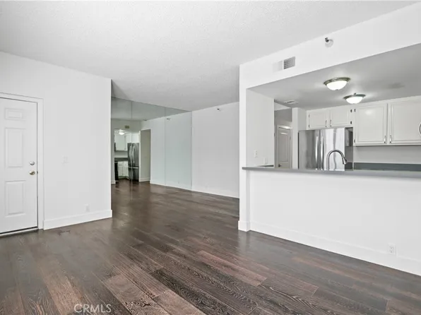 730 W 4th St Unit 318, Long Beach, CA 90802