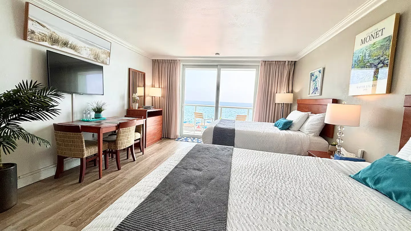 Studio, 360 sqft, $2,150 — Photo 4