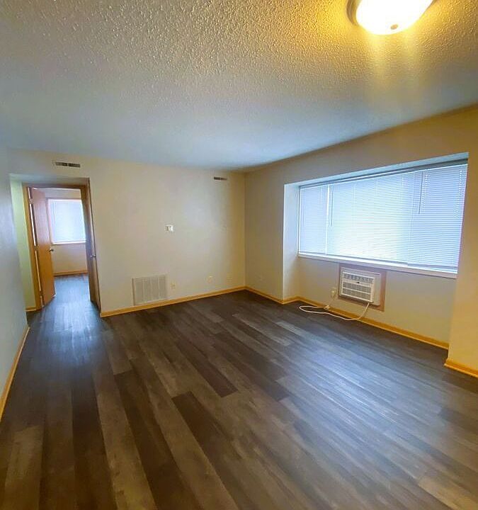 1st image of 225 Ash St #23