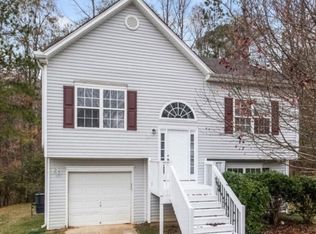 4106 Robin Cir, College Park, GA 30349