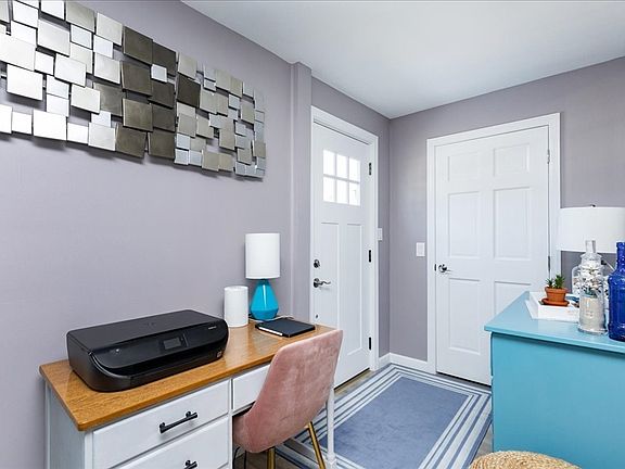 4th image of 501 Winnacunnet Rd #1