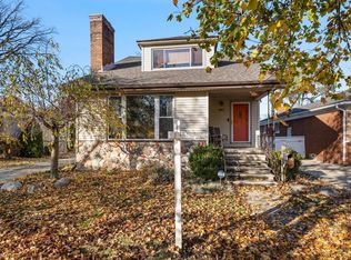 8349 Warren Blvd, Center Line, MI 48015