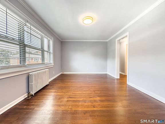 5th image of 73 Seaton Rd APT 3