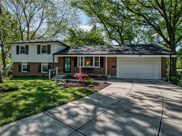 9315 Hardy Dr, Overland Park, KS 66212