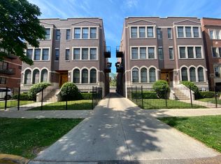 1528 W Greenleaf Ave #2R, Chicago, IL 60626