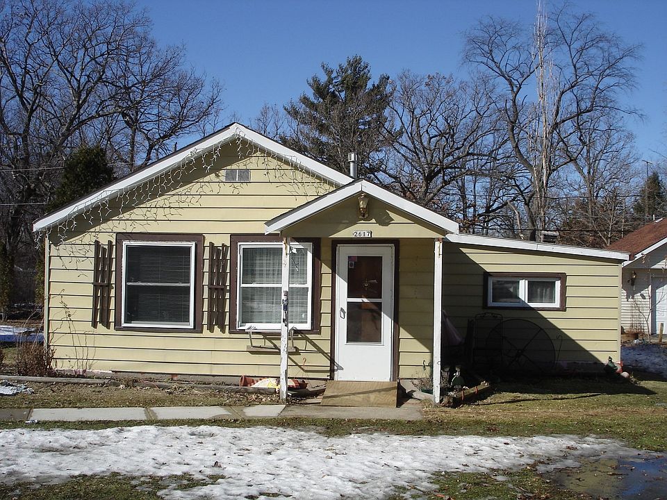 2nd image of 2617 Cameron St