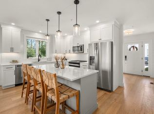 Farmhouses at Founders Sq, Greenland, NH 03840