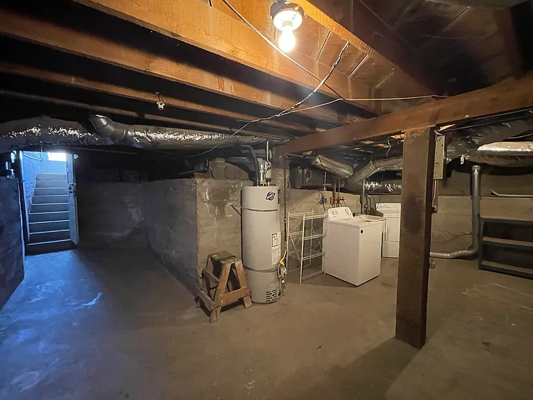 123 Maple St SE — Photo 35