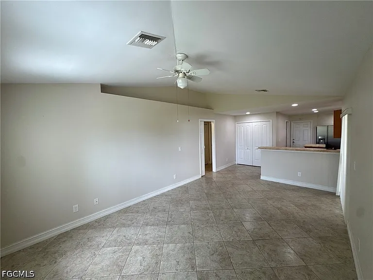 4914 7th St W — Photo 31