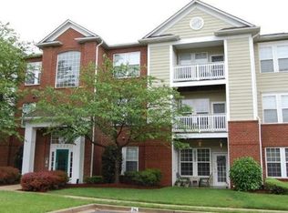 8202 Blue Heron Dr APT 1D, Frederick, MD 21701