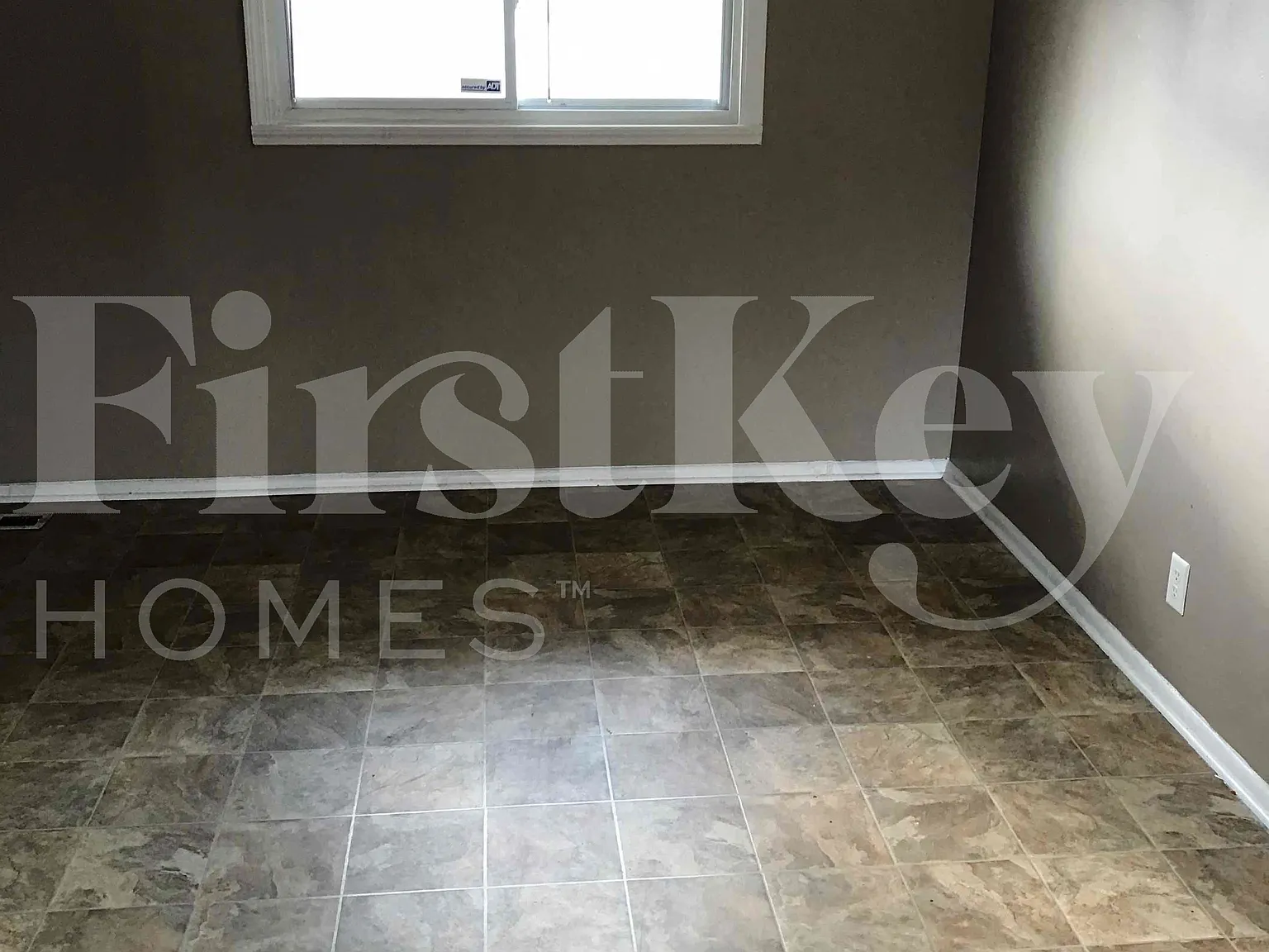 4 bed, 2.0 bath, 1836 sqft, $2,185 — Photo 4