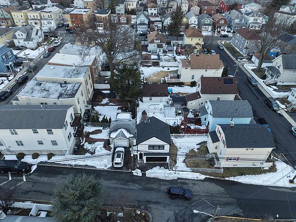 2nd image of 369 Hops Ln