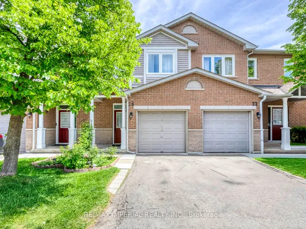 833 Scollard Ct #26, Mississauga, ON L5V 2B4
