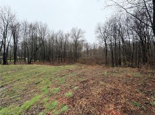 1422 Jacobs Ln, Kent, OH 44240