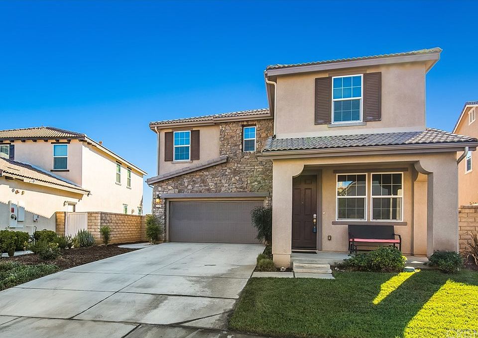 1st image of 24308 La Montura Dr