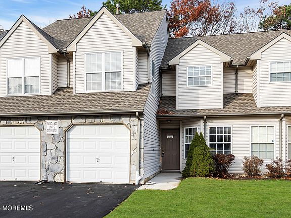 2nd image of 2703 Greenspire Court