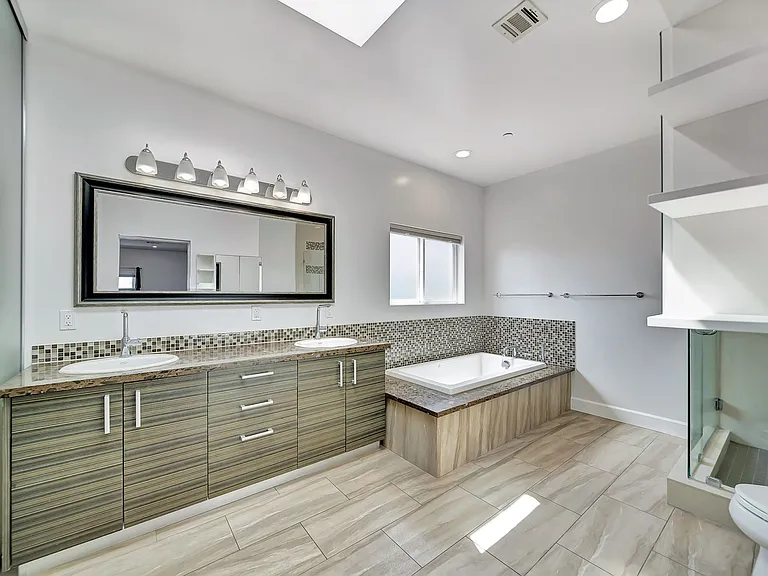 3533 Tuller Ave — Photo 39