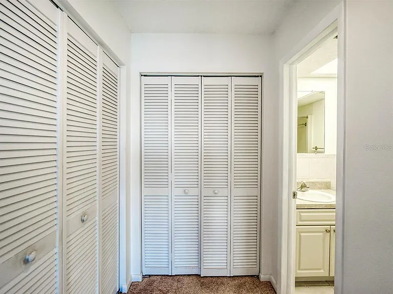 4939 Floramar Ter #912 — Photo 27
