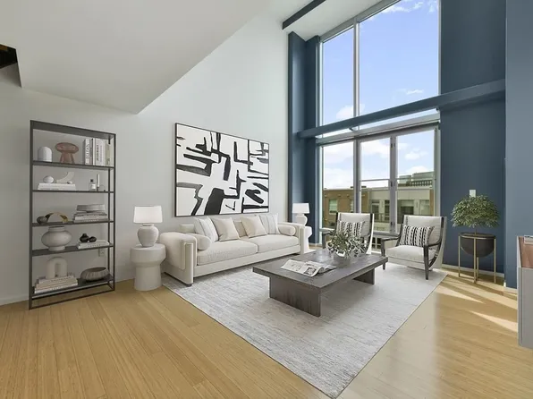 1 Earhart St Unit 719, Cambridge, MA 02141