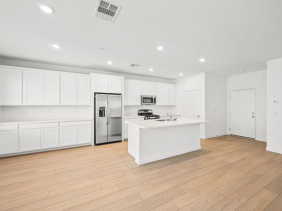 7 web or mls Lennar 316 Mount Langley St 7