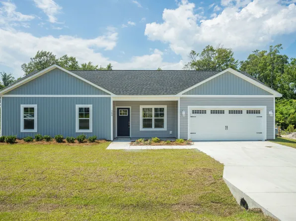 147 Willowbrook Dr, Arapahoe, NC 28510