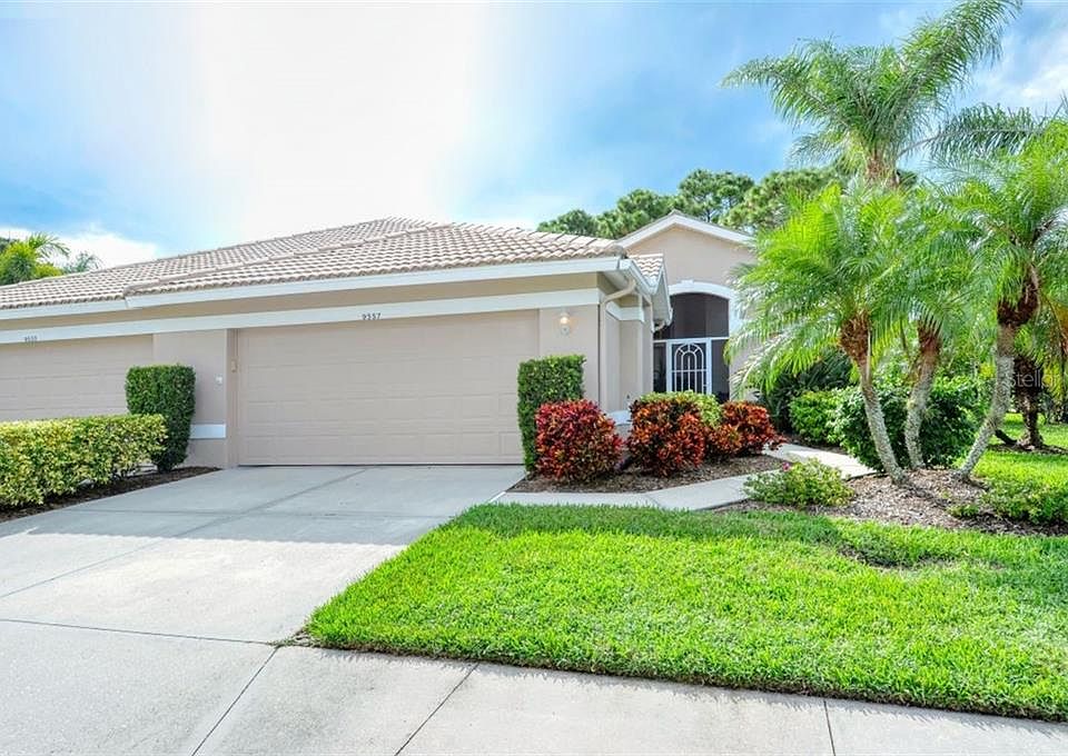 1st image of 9557 Forest Hills Cir