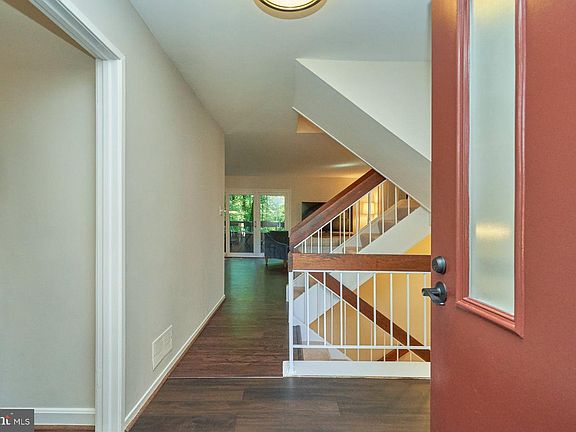 4th image of 3191 Readsborough Ct #113