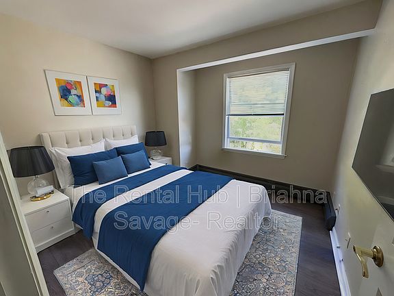 3rd image of 7 Delia Ct Floor 2