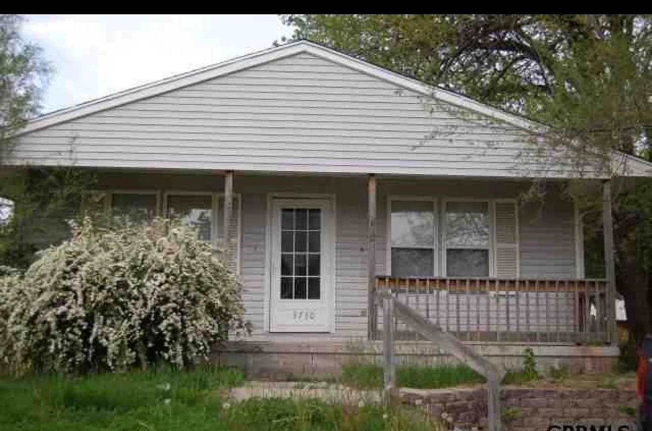 3 bed, 1120 sqft, $1,450 — Photo 1
