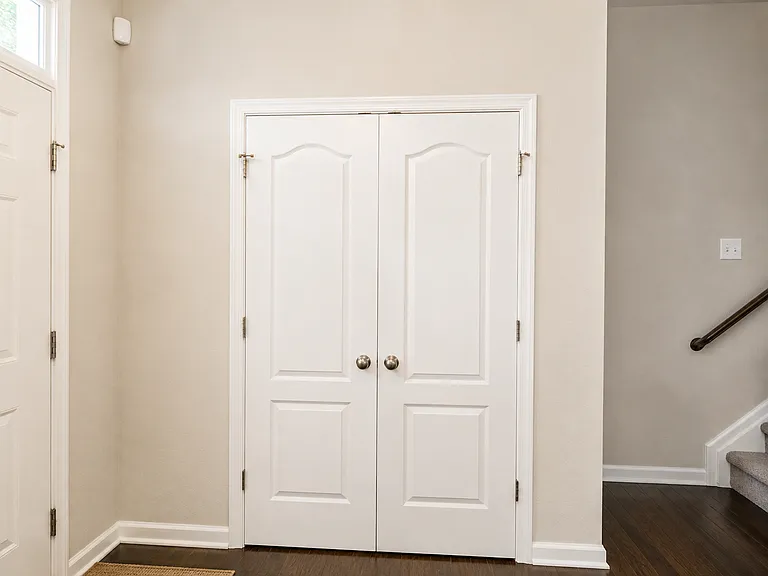 511 Waterside Dr #115 — Photo 5