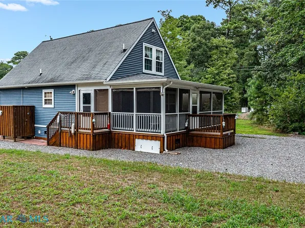 545 Chesapeake Beach Rd, Reedville, VA 22539