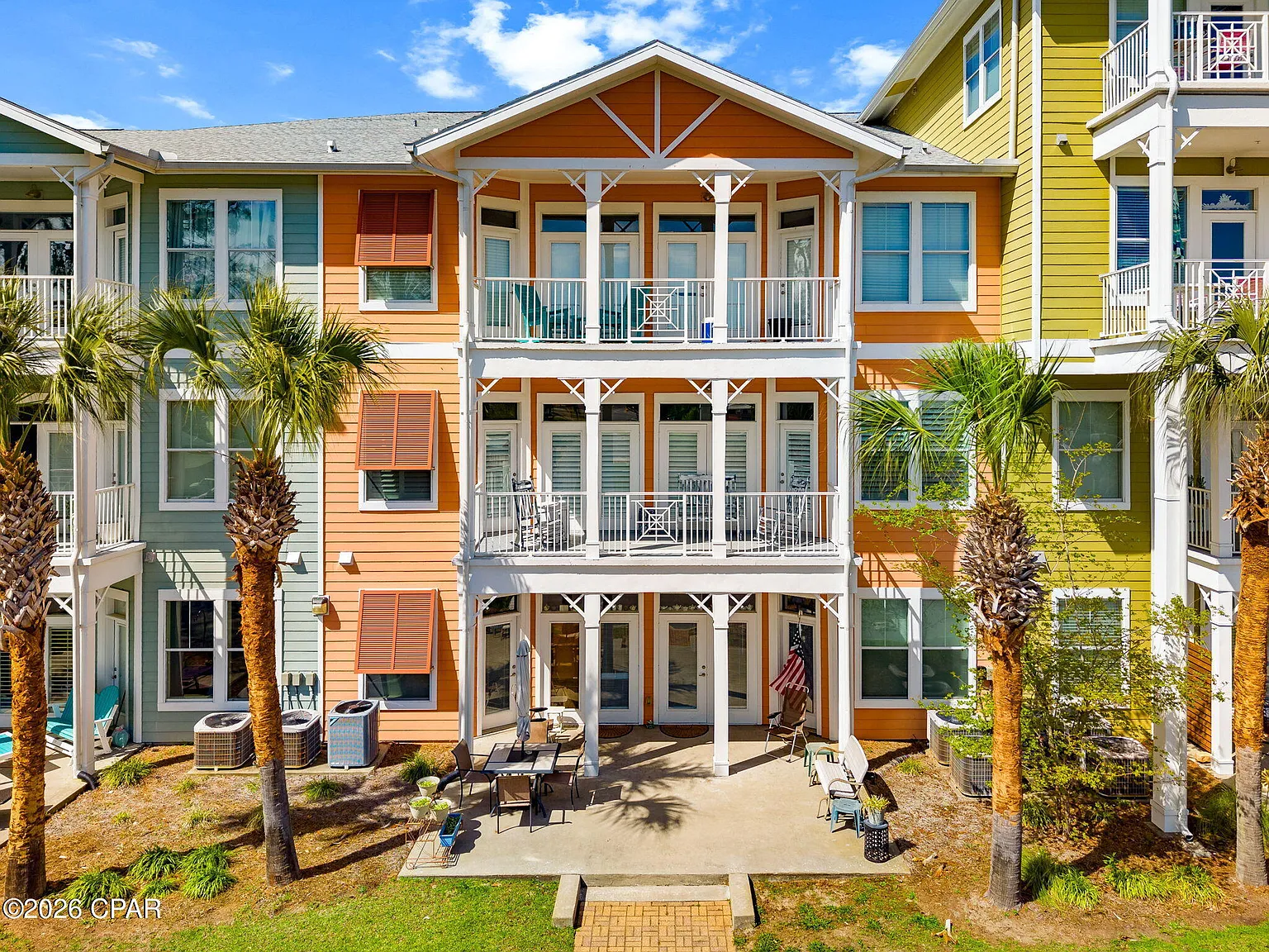 2 bed, 2.5 bath, 1325 sqft, $2,200 — Photo 1