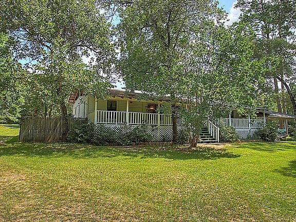 4th image of 22528 Magnolia Hills Dr