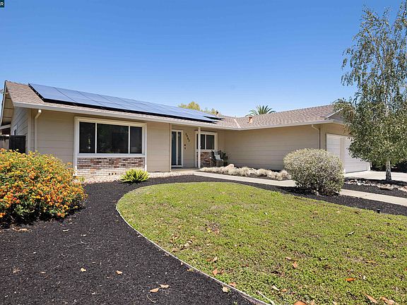 4th image of 2082 Stratton Rd