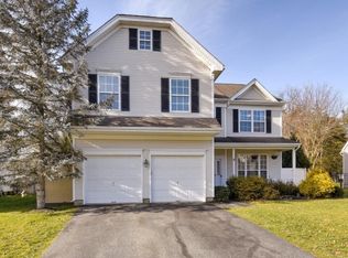 29 Musky Ridge Dr, Hackettstown, NJ 07840