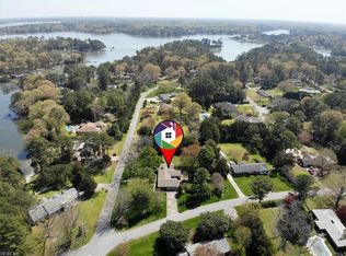 4225 Hermitage Rd, Virginia Beach, VA 23455